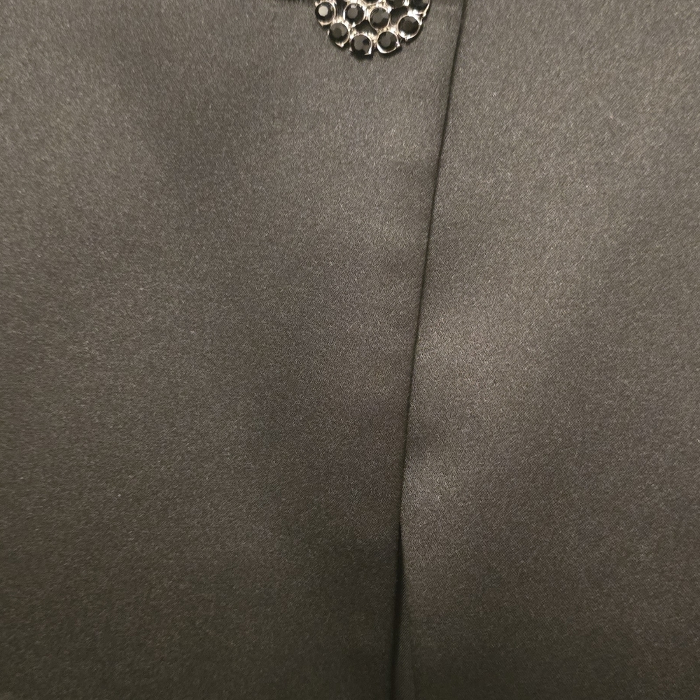 Jones New York Black Evening Satin cape size 16